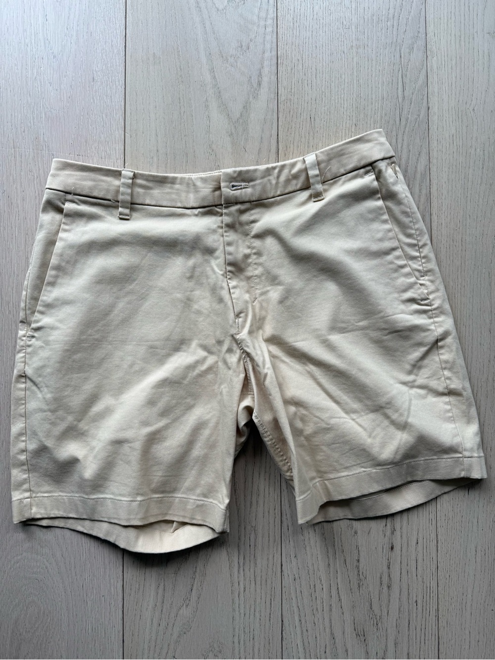 Lululemon Men's Comission Shorts - Tan